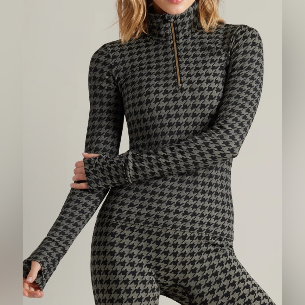 RHONE Black+ Gray Houndstooth Top/Sweatshirt - Worn once…so cute!!🥰